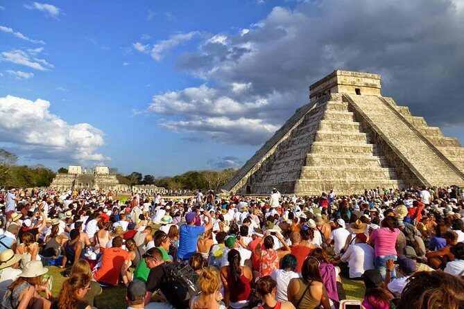 2 days Mayan world Ruins: Chichen Itza, Tulum, Coba, Cenotes - Shopping and sales pitches: how to keep control