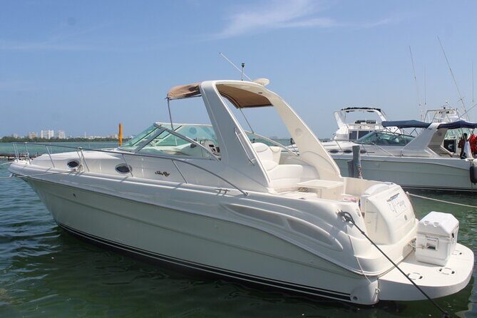 2-hour Private Sunset Cruise on a luxury yacht in Cancun Bay 25P18 - Drinks and Food Reality: What’s Included vs. What Costs Extra
