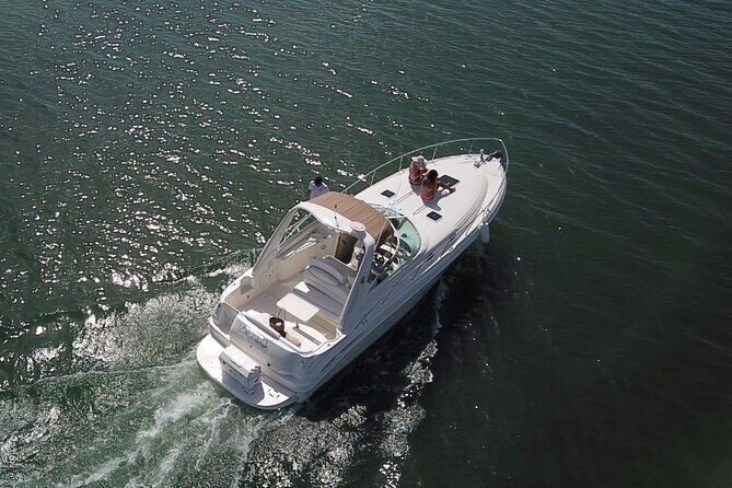 2-hour Private Sunset Cruise on a luxury yacht in Cancun Bay 25P18 - Comfort and Crew: Where the Experience Usually Wins