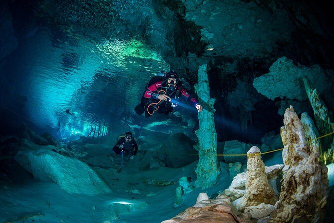 2 tanks Cenote Diving Adventure in Tulum for Certified Divers - Meeting at La Calypso and getting set up right