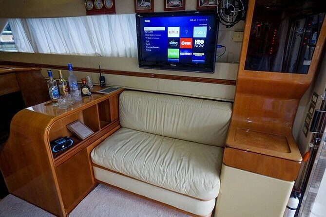 3 Hour Xpu-Ha - 47' Azimut, Tulum, Playa del Carmen, Riviera Maya - Price and real value: $975 per group is the math that matters