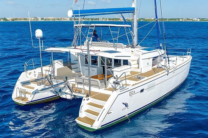 3 Hours Exclusive 45' Lagoon Catamaran Experience - Wildlife moments: turtles, stingrays, and careful expectations