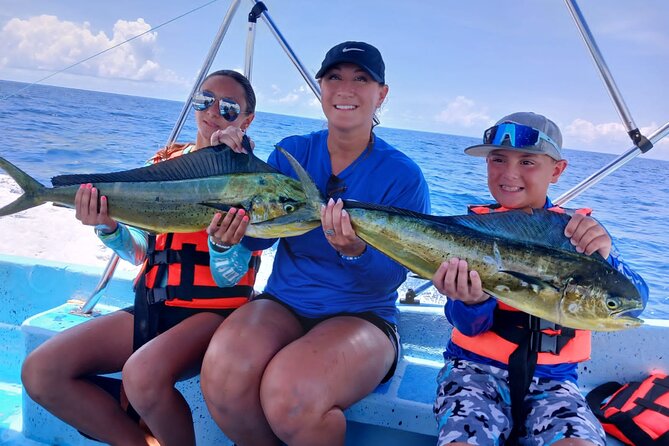3 Hours Private Sport Fishing in Costa Maya - Waves, rain, and the motion-sickness reality check