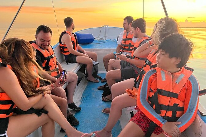 3 Islands tour Holbox . (Yalahau and more) - Stop 1: Isla Pasión is for calm water and beach time