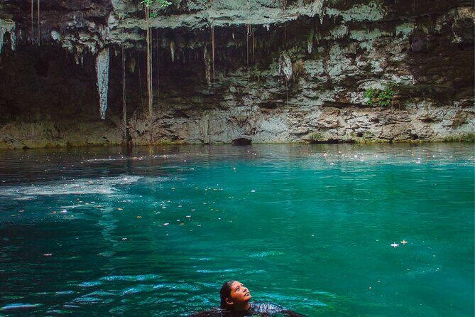 4 Cenotes Full Day Tour from Merida - Guide quality: why it matters more than you think