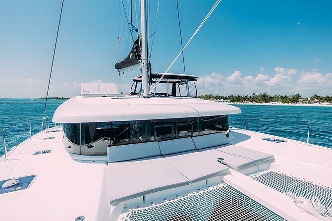 4 Hour Catamaran Experience in a Private 42' Lagoon - Food, Drinks, and the Snack Spread That Actually Fills You Up