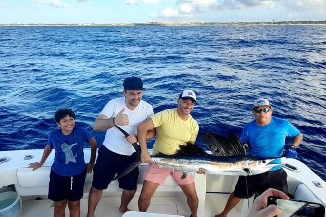 4 Hour Private Fishing Tour in Puerto Aventuras Riviera Maya - Where you fish: billfish, dolphinfish, and the local favorite lineup