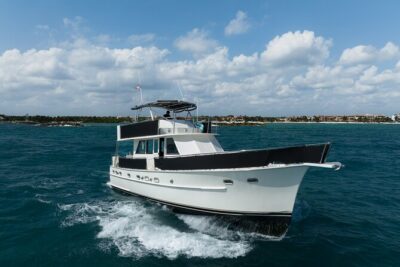 4 Hours - 53' Hatteras - Tulum, Playa Del Carmen, Riviera Maya - The Boat Ride: What “53’ Hatteras” Means for Your Comfort