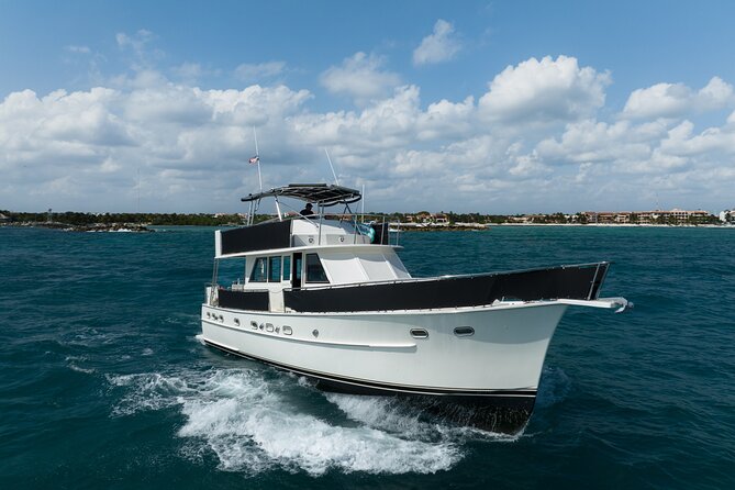 4 Hours - 53' Hatteras - Tulum, Playa Del Carmen, Riviera Maya - The Boat Ride: What “53’ Hatteras” Means for Your Comfort