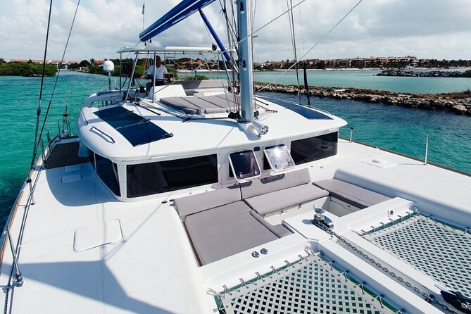 4 Hours Exclusive 45' Lagoon Catamaran Experience - Food and Drinks: Premium Open Bar Plus a Real Snack Spread