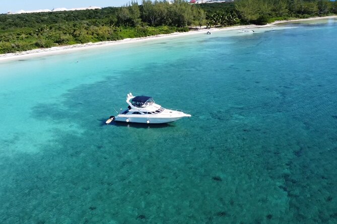 4 hours snorkel & beach tour - Private Yacht 47 ft - The Crew and Captain: Why Service Changes Everything on a Yacht