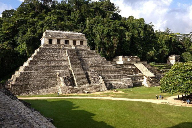 5 Days Mayan Heritage History Tour - Day 4: Edzná and Uxmal, then overnight in Mérida