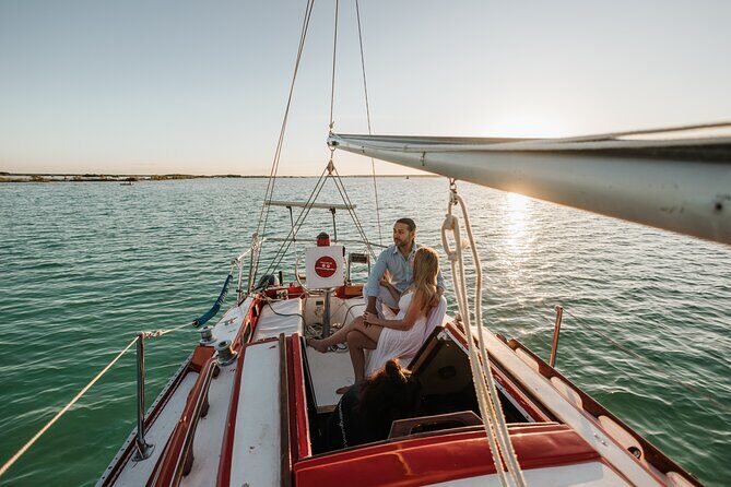 6hrs of Sailing in Bacalar Lagoon: discover Cenotes, Islands and Stromatolites. - Where to meet Sailing Colibrí in Bacalar (and why it matters)
