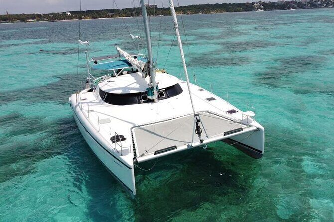 7hrs / 46ft Catamaran Private Charter From Cancun to Isla Mujeres - Where You Meet in Cancun (and Why It Matters)