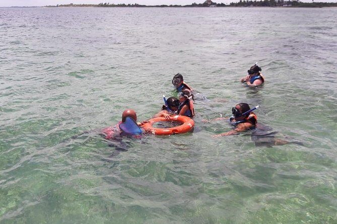 A beach day with open bar, lunch and snorkeling LOS ARRECIFES RESTAURANT - Open bar on return: good value or just a perk?