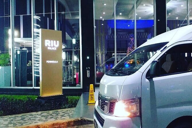 Airport Transfers to Playa del Carmen - Private van (ROUND TRIP) FLAT RATE - Vehicle and Driver Experience: Clean Vans, Friendly Service, Real-World Flexibility