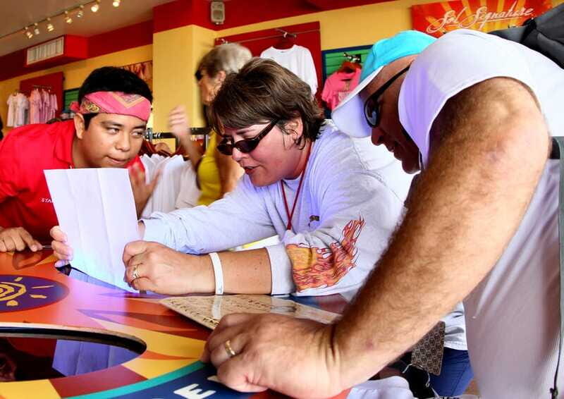 Amazing Cozumel Race: Scavenger Hunt/Sightseeing Tour - Finishing at the Cantina: Awards, prizes, and your two complimentary drinks