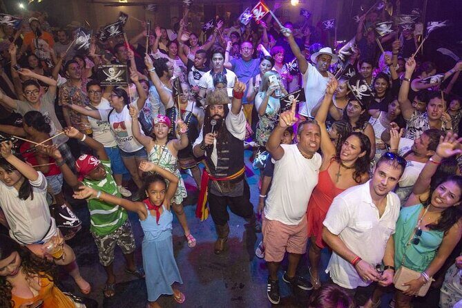 Amazing pirate dinner in Cancun, you must be here! - Weather plan on the Caribbean coast: what if it rains?
