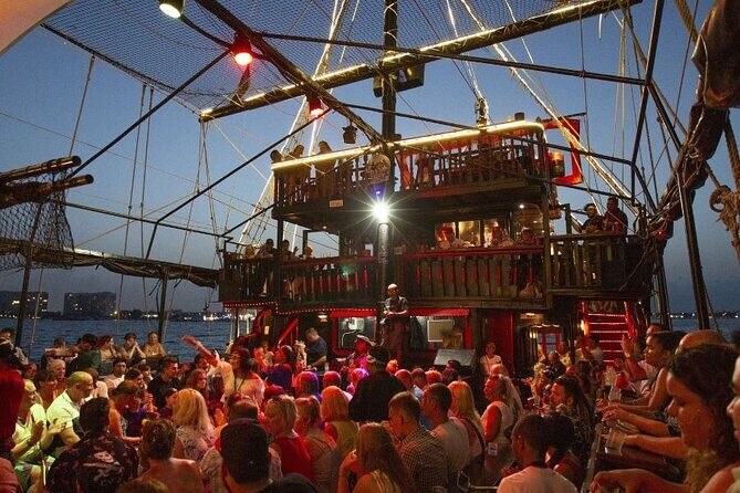 Amazing pirate dinner in Cancun, you must be here! - Price, extra fees, and how to budget in Cancun