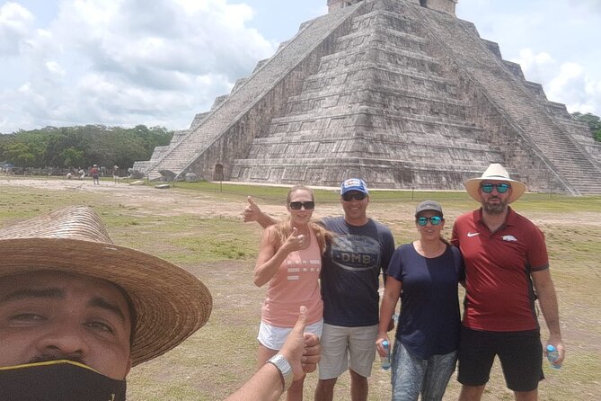 Another Day in Paradise at Chichen Itza - Oxmán cenote: the calm break that keeps the day human