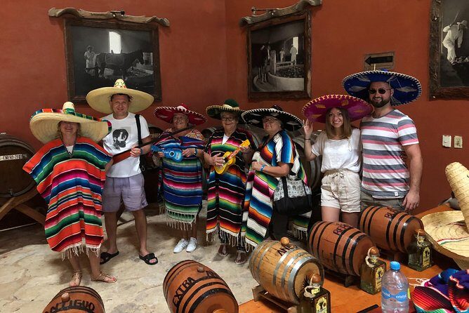 Archeological Tour in Tulum, Coba and Chichen Itza - Ik Kil Cenote: The 26 m Descent, the Limestone Pool, and What to Bring