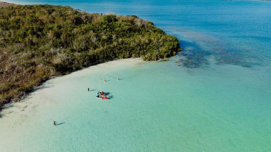 Bacalar at Sunrise: Kayak Adventure with Breakfast & Photos - Sunrise in Laguna Bacalar: why this timing changes the whole trip