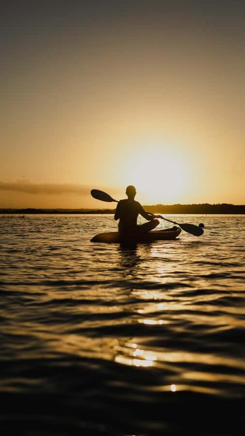 Bacalar at Sunrise: Kayak Adventure with Breakfast & Photos - Getting to the water: meeting point, what to bring, what to skip