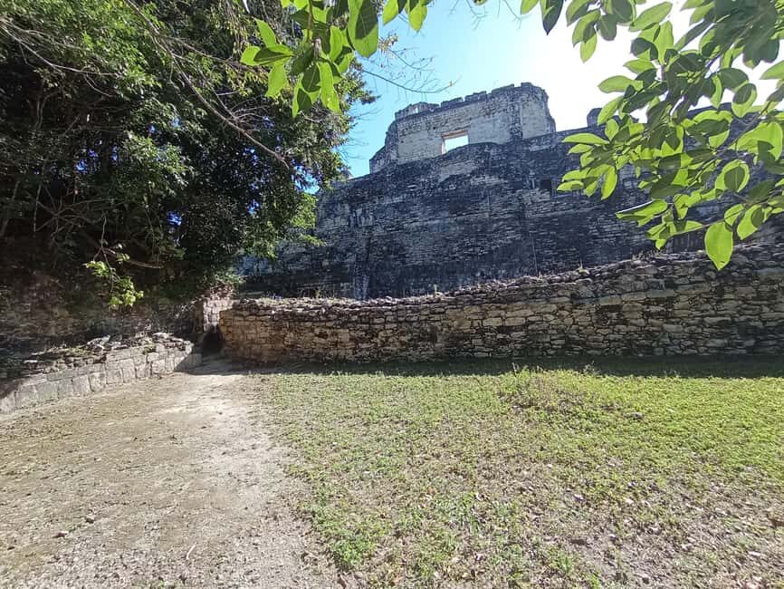 Bacalar: Becan Hidden Mayan Gem, No Crowds & Small Group - Local guides like Armando and Gerardo: turning architecture into stories you can remember