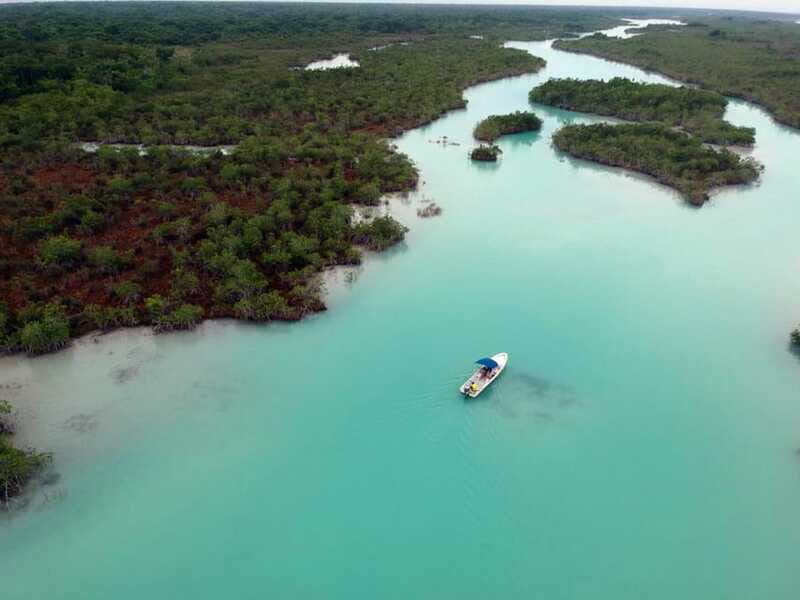 Bacalar: Explore the Pirate Route and Laguna Islet. - Small group logistics: why max 4 participants matters