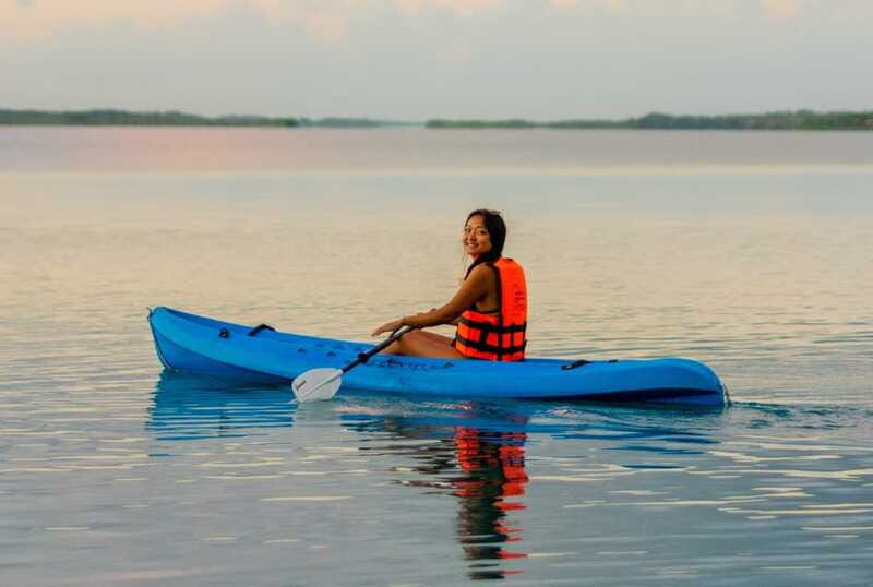 Bacalar: Full Day Kayak Rental in the Lagoon of Seven Colors - Paddling Strategy on Seven Colors: How to Enjoy More, Fight Less