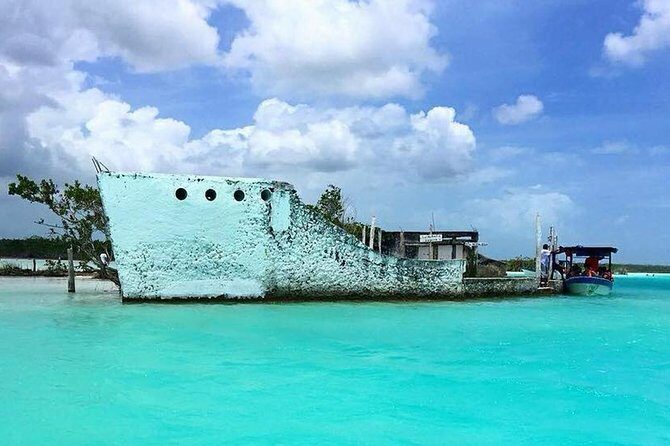 Bacalar Lagoon of 7 Colors from Playa del Carmen and Tulum - Extra cost in Bacalar: the MXN 500 eco tax you must plan for