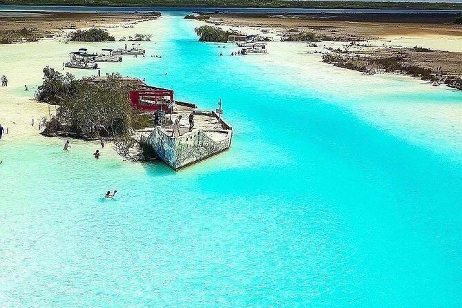 Bacalar Lagoon of 7 Colors from Playa del Carmen and Tulum - The drive from Playa del Carmen and Tulum: plan for a long day