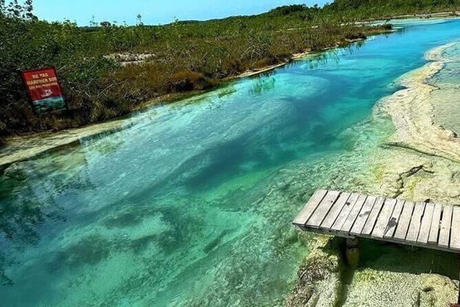 Bacalar: The Great Pyramids of Ichkabal Lagoon & Los Rapidos. - Stop 3: Los Rápidos channel between Bacalar Lagoon and Xulha
