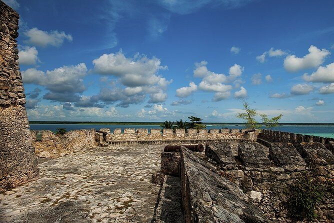 Bacalar Tour From Cancun & Playa del Carmen - Lunch in Bacalar: included meal, drinks extra
