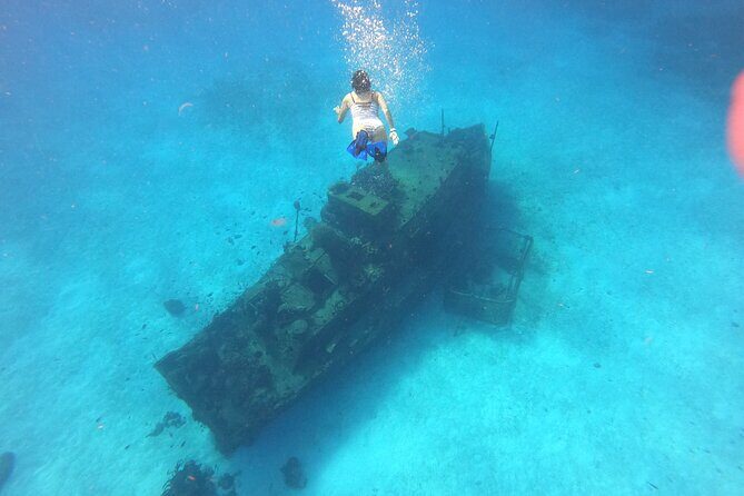 Bavarian Fiesta Snorkel Activity in Glass Bottom Boat at San Miguel de Cozumel - One thing to keep in mind