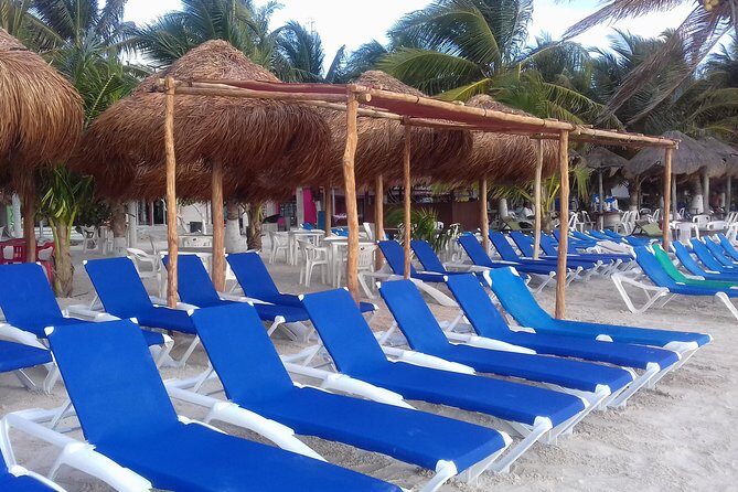 BEACH DAY IN LOS ARRECIFES RESTAURANT-open bar and lunch. - Open bar 9:00–2:00: how the included drinks really work