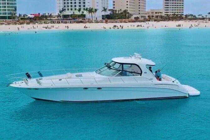 Beautiful SUNDANCER 60ft Private yacht / 18PAX 25P15 - Who this private yacht cruise is best for