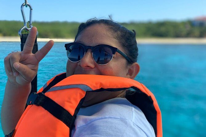 Best Parasailing Cozumel + Locker - What the 15 Minutes Buys You (And What It Doesn’t)
