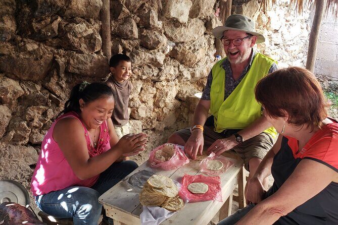 Biketour Valladolid: local Market - Cenotes - Mayan Families - Key highlights worth your time