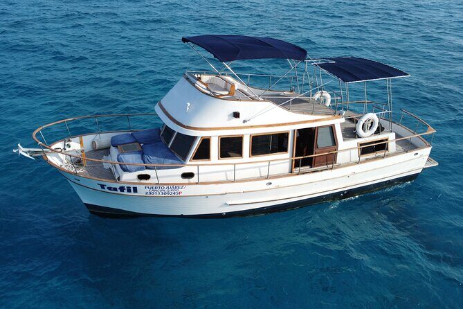 Boating Experience in Cancun Bay. All inclusive. - Price and value: what you should compare before you book