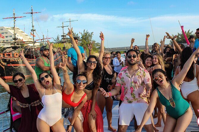 Bonbon Reggaeton Boat Party in Cancun (Adults Only) - Open Bar and Champagne Shower: The Value in the Included Drinks