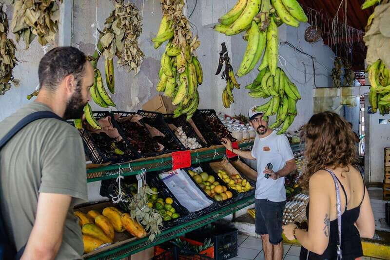 Cancun: 3-Hour Food Tour, Visit to the Market & Street Art - Quesadillas and salbutes: two ways to experience the same tortilla world