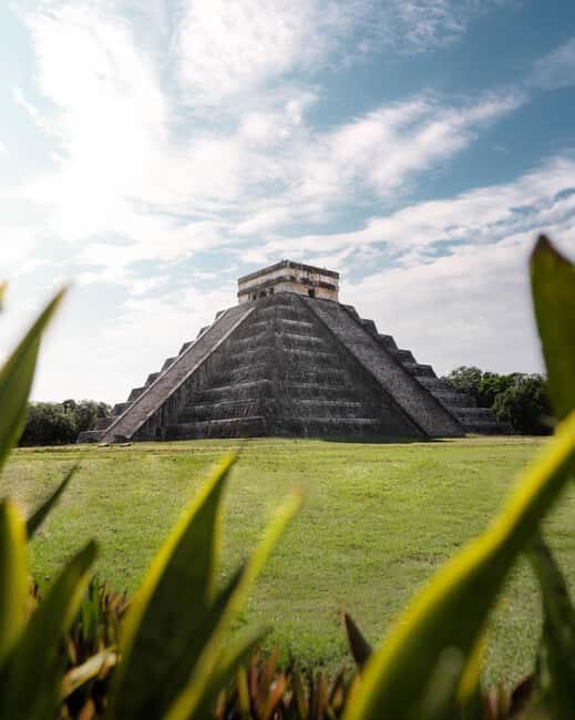 Cancun: access to Chichen Itza, Ek Balam, a Cenote, and Lunch - Chichén Itzá: Pyramid Views, Observatory Stops, and Why a Guide Matters