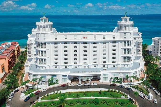 Cancun Airport and Hotel Riu Palace Las Americas Private Shuttle - Who This Private Shuttle Fits Best