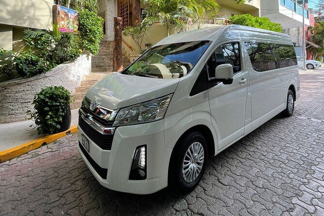 Cancun Airport CUN Arrival or Departure Transfer - From CUN to Playa del Carmen or Tulum, without the squeeze