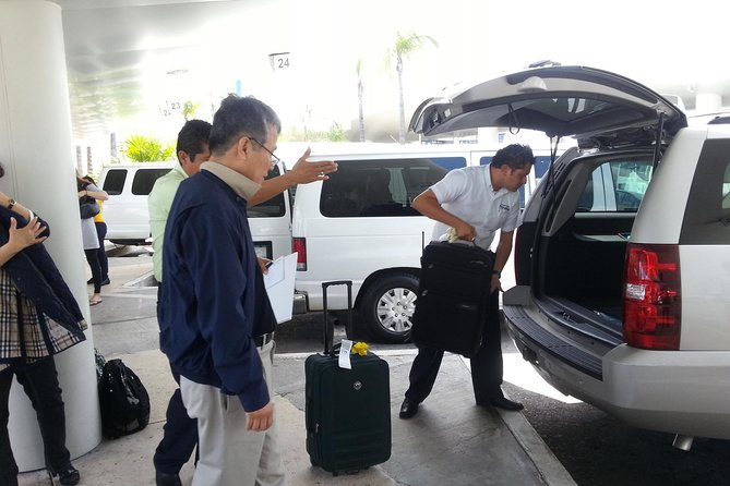 Cancun Airport SUV Service - Price value: $89 per group for up to 5