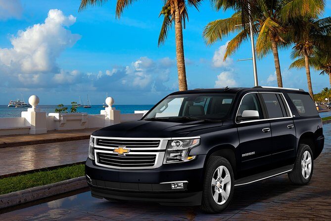 Cancun Airport to Hotel Private Deluxe SUV - Meeting the driver: where to go after baggage claim