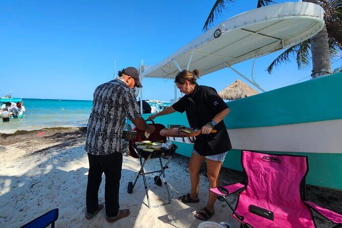 Cancun Beach Seafood Barbecue Class in a Kombi - Logistics that matter: small group, English, and no private transport