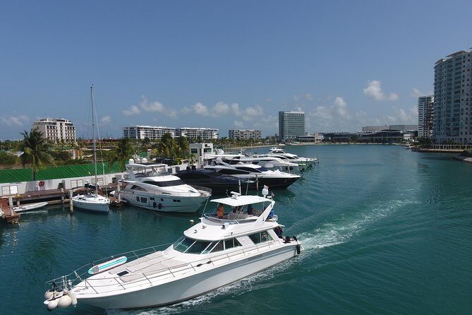 Cancun Boat Tour to Isla Mujeres on Luxury Yacht with Chef -SR55C - Why this luxury yacht charter feels better than the usual Cancun outing