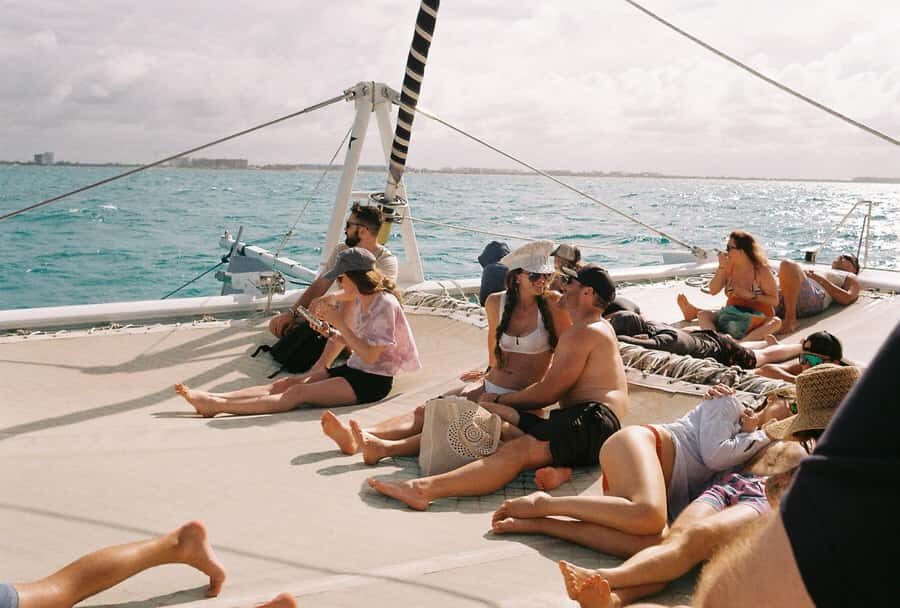 Cancún: Catamaran Tour to Isla Mujeres with Open Bar & Lunch - Marina Sailaway Check-In: Where the Day Starts (and How Not to Lose Time)